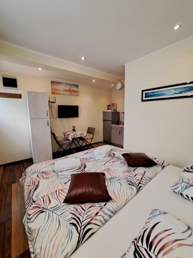 Meressa Nina&Leo Studio Apartments Novigrad Istria 외부 사진